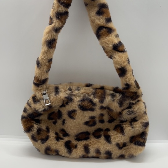 NWT Cheetah Print Fuzzy Mini Shoulder Purse 90s - Picture 5 of 8